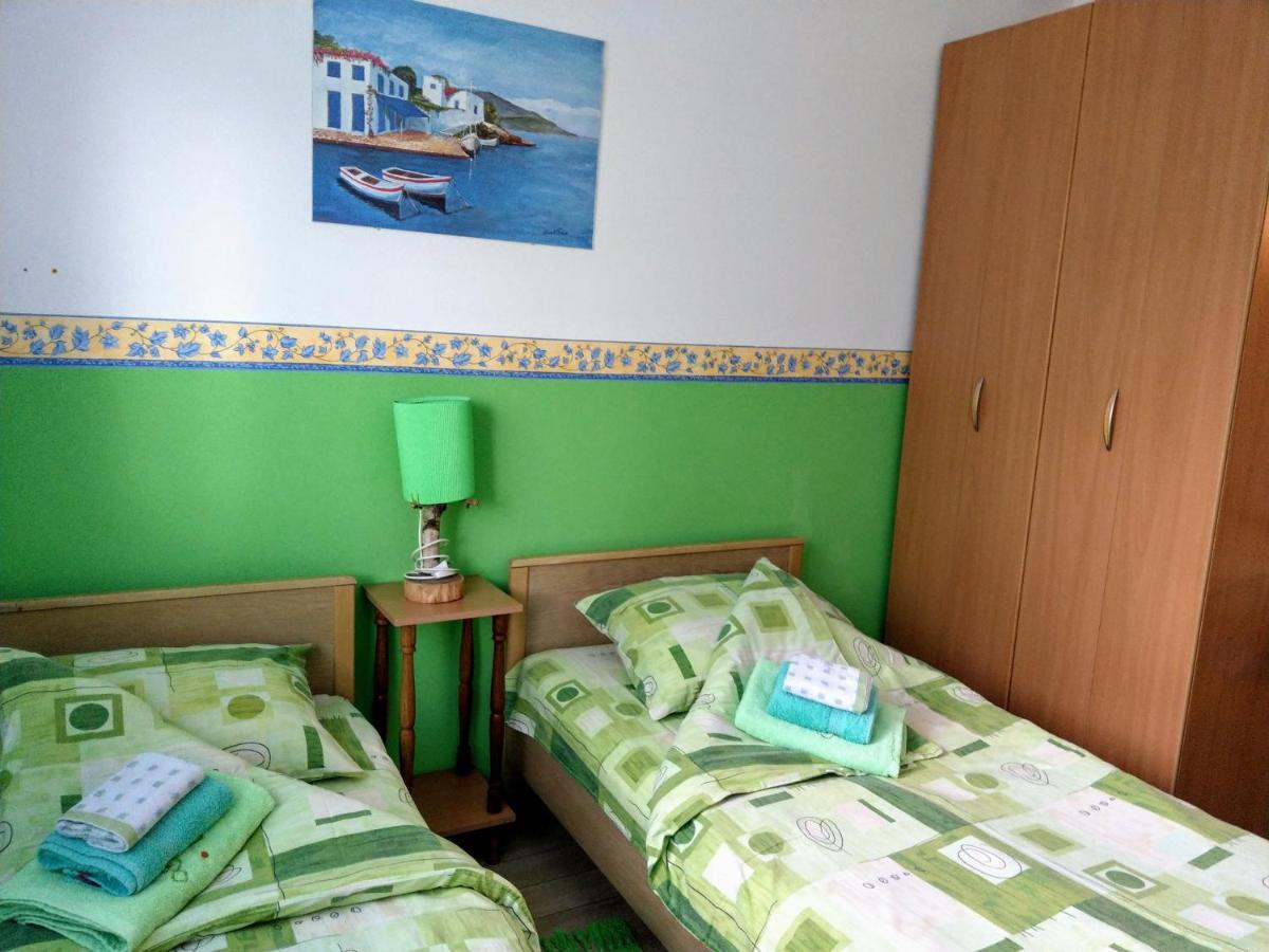 Apartment Harmonija apatin Bagian luar foto